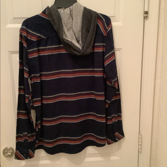 Hurley medium button up hoodie - Picture 3 of 3